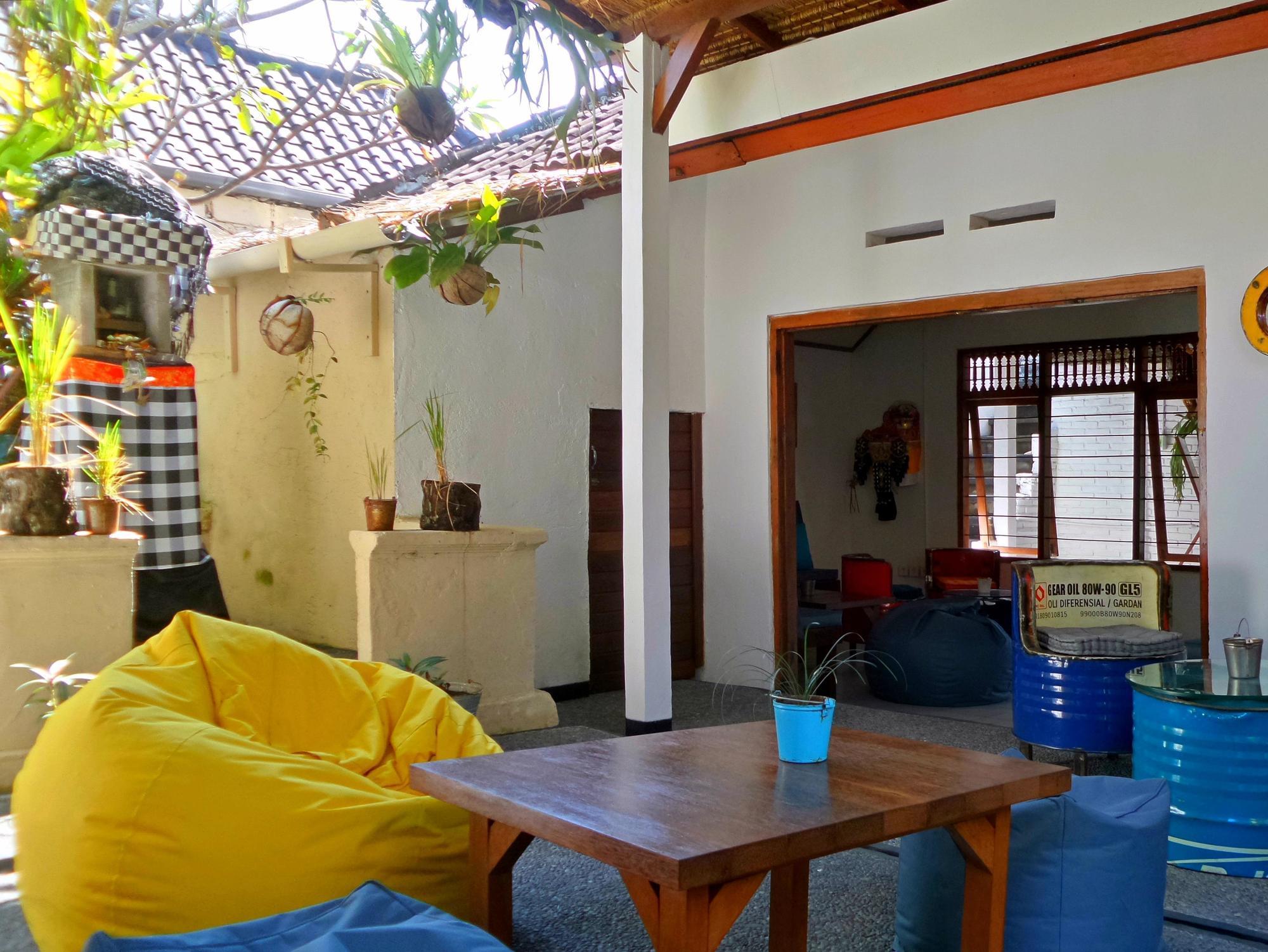Хостел Friendly House Bali Убуд Екстер'єр фото