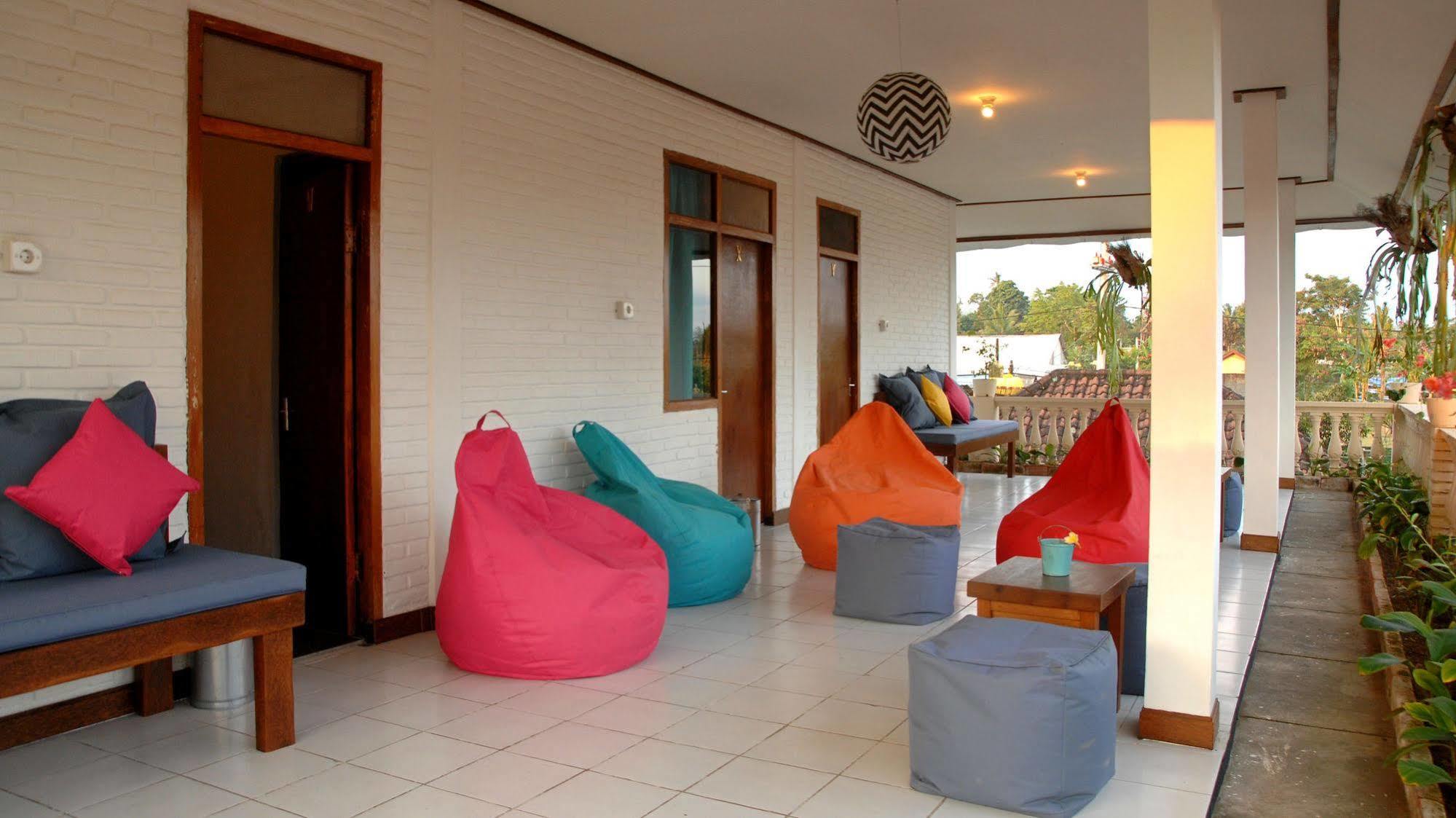 Хостел Friendly House Bali Убуд Екстер'єр фото