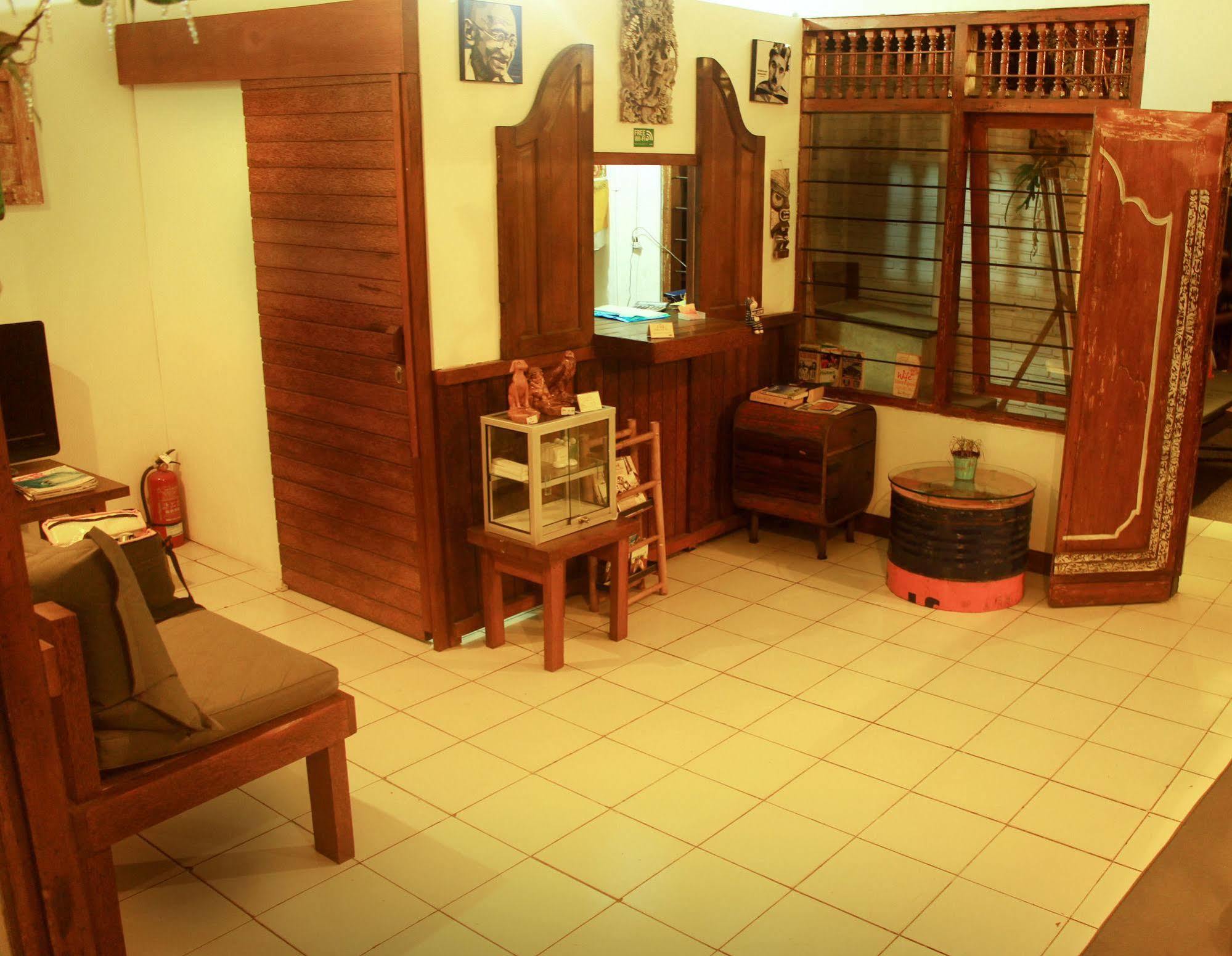 Хостел Friendly House Bali Убуд Екстер'єр фото