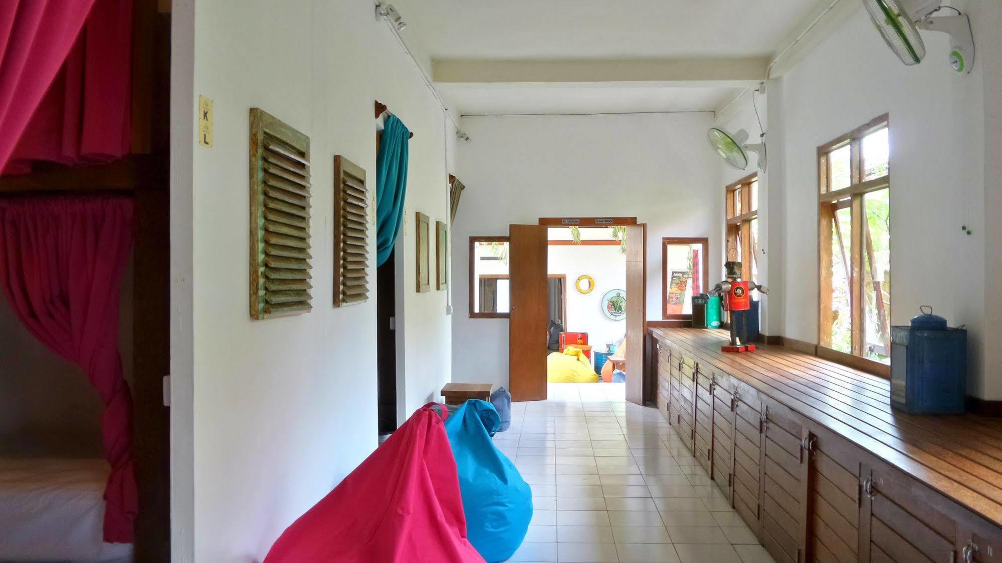 Хостел Friendly House Bali Убуд Екстер'єр фото
